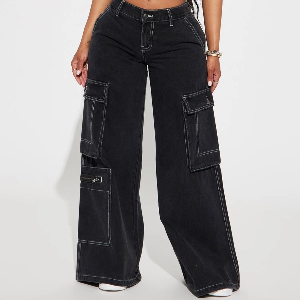 VIP Pass Mid Rise Non Stretch Cargo Jeans - Black